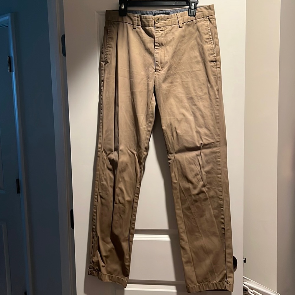 Banana republic men’s chino pants